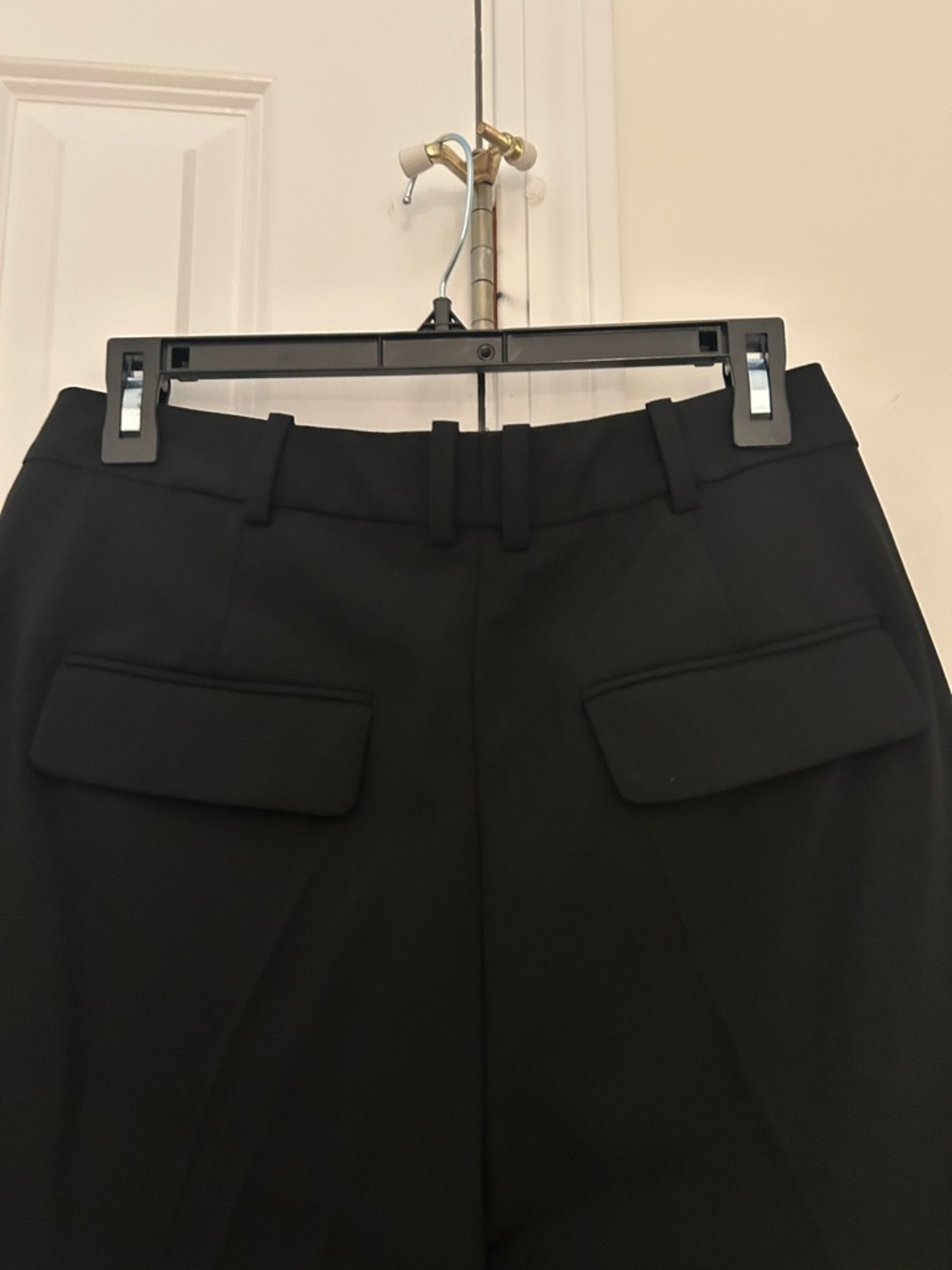 NWT ZW Collection Women's Black Pleated Bermuda Shorts - Tailored High-Rise - Picture 6 of 6